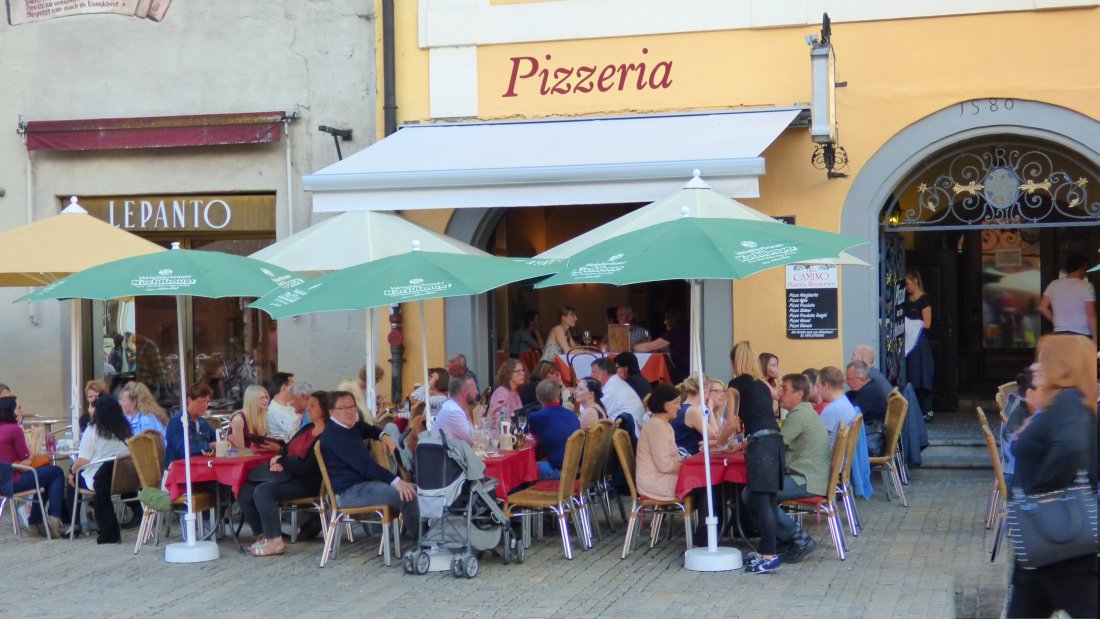 Pizzeria Al Camino in Regensburg am Haidplatz Italiener ...